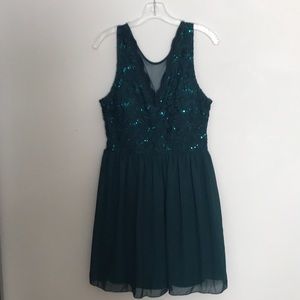 Emerald Green Cocktail/Semiformal Dress
